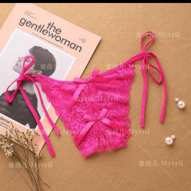 CURVY STRINGS - Hot and Sexy Crotchless Panty