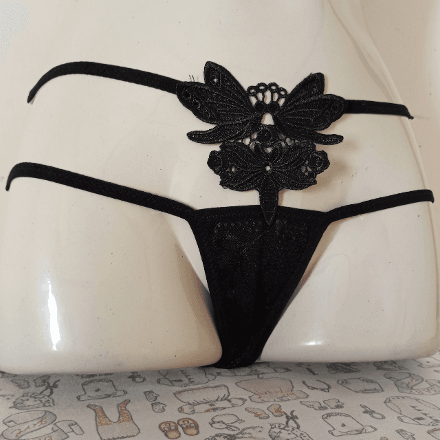 CURVY STRINGS - Hot And Stylsh Sexy Panty 9677