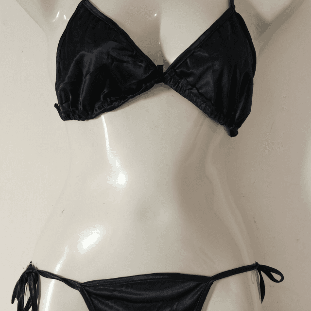 CURVY STRINGS - 3 Piece Sexy Lingerie with Gown